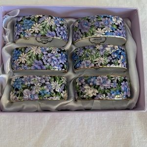 Two’s Company Set ~ 6 Porcelain Mollie Napkin Rings